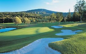 The Black Bear Lodge At Stratton Mountain Resort